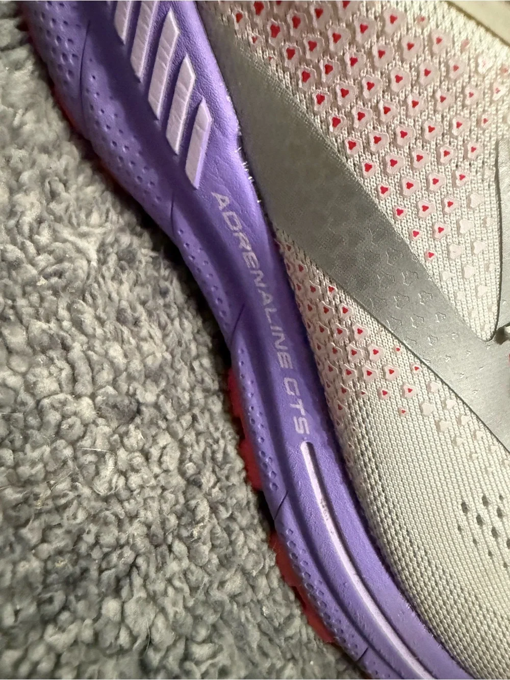 Brooks Women's White and Lavender Athletic Running Shoes
